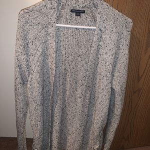 American Eagle Cardigan !